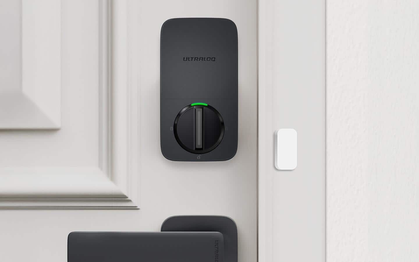 Smart lock fitted to a home entry door
